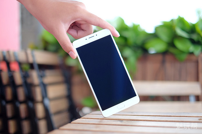 魅蓝max手机详细参数,魅蓝max边框拆解