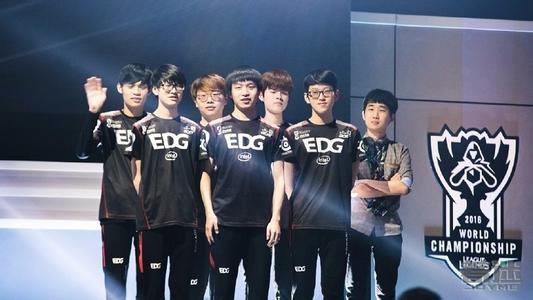 厂长阿布是真爱，在厂长低势时，阿布跳出来背锅，反观korol