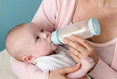 喝奶粉容易上火,喝奶粉上火可以少放奶粉吗