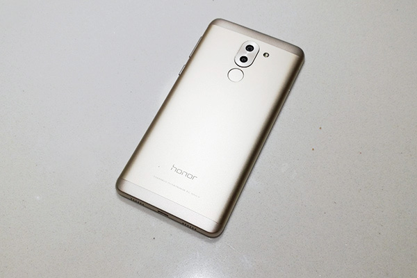 全屏手机1000元以下,超值1000元以下的高性能手机