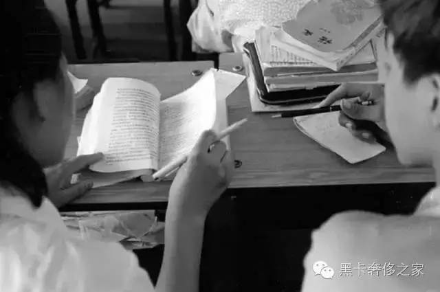 那个年代没有YSL，我们也很时髦