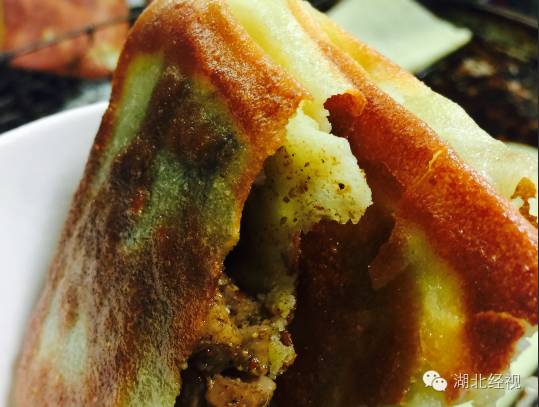 来武汉不可错过的一条街,武汉晚上逛的步行街夜市