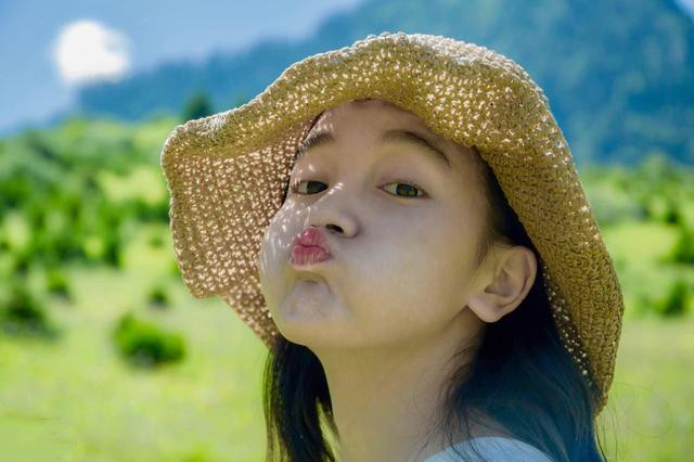 小说：黑丝学姐：我可以做你的小母魔？