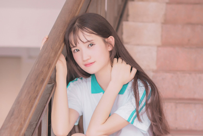 小说：农村姑娘自称是总裁老婆，前台嘲讽她有妄想症，总裁黑脸了