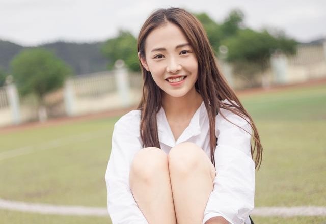 小说：女上司和小鲜肉恋爱，竟被勒索巨额分手费，对下属小伙撒气