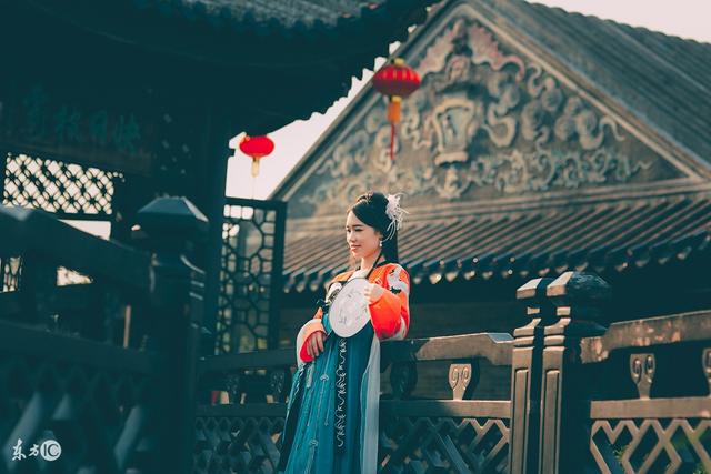 小说：她根本没碰过堂姐，可堂姐露出身上伤痕，称遭她残忍虐待