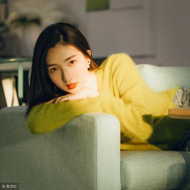 小说：惊！女版龙傲天拿的确是后宫团宠剧本！五个男主怎么样？