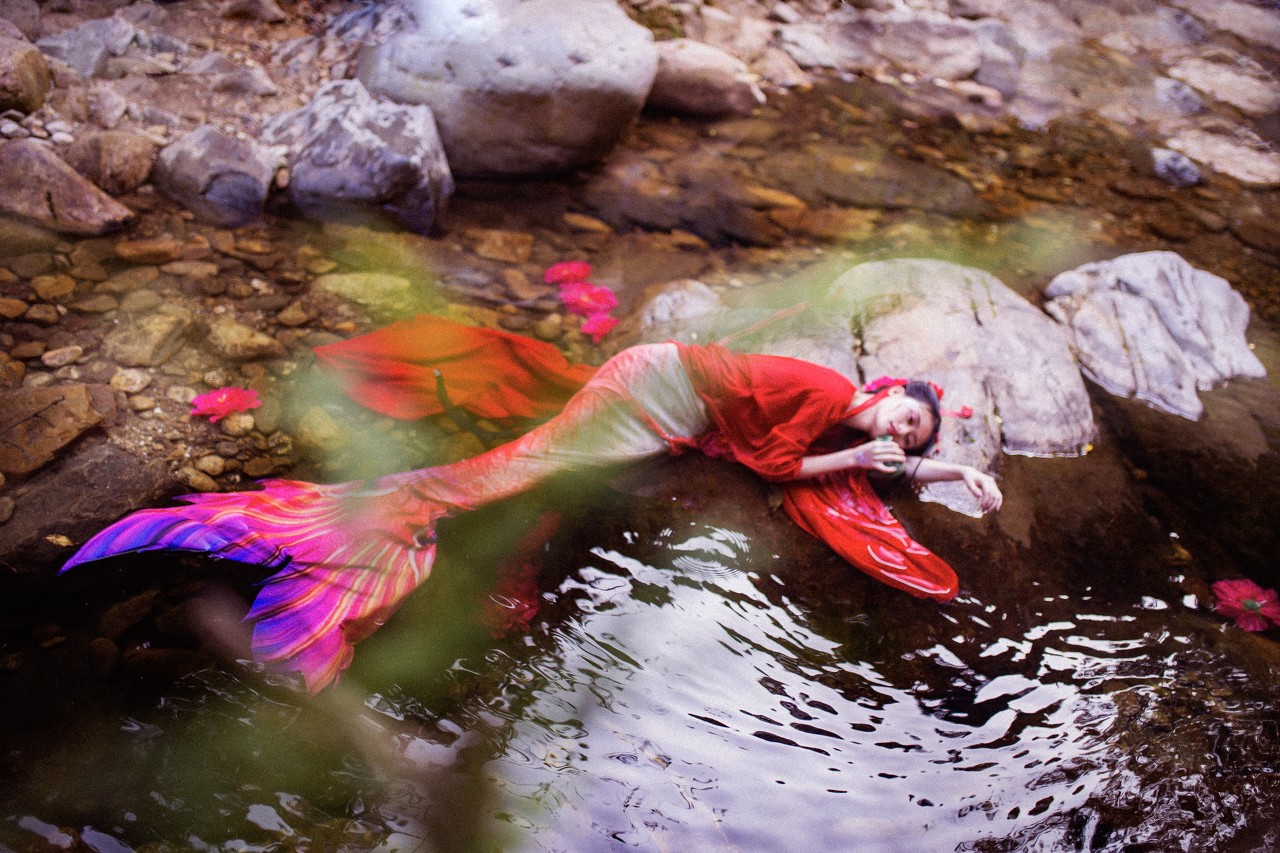 穿越成为玄幻小说中的舔狗反派,穿越成玄幻小说中的天命大反派