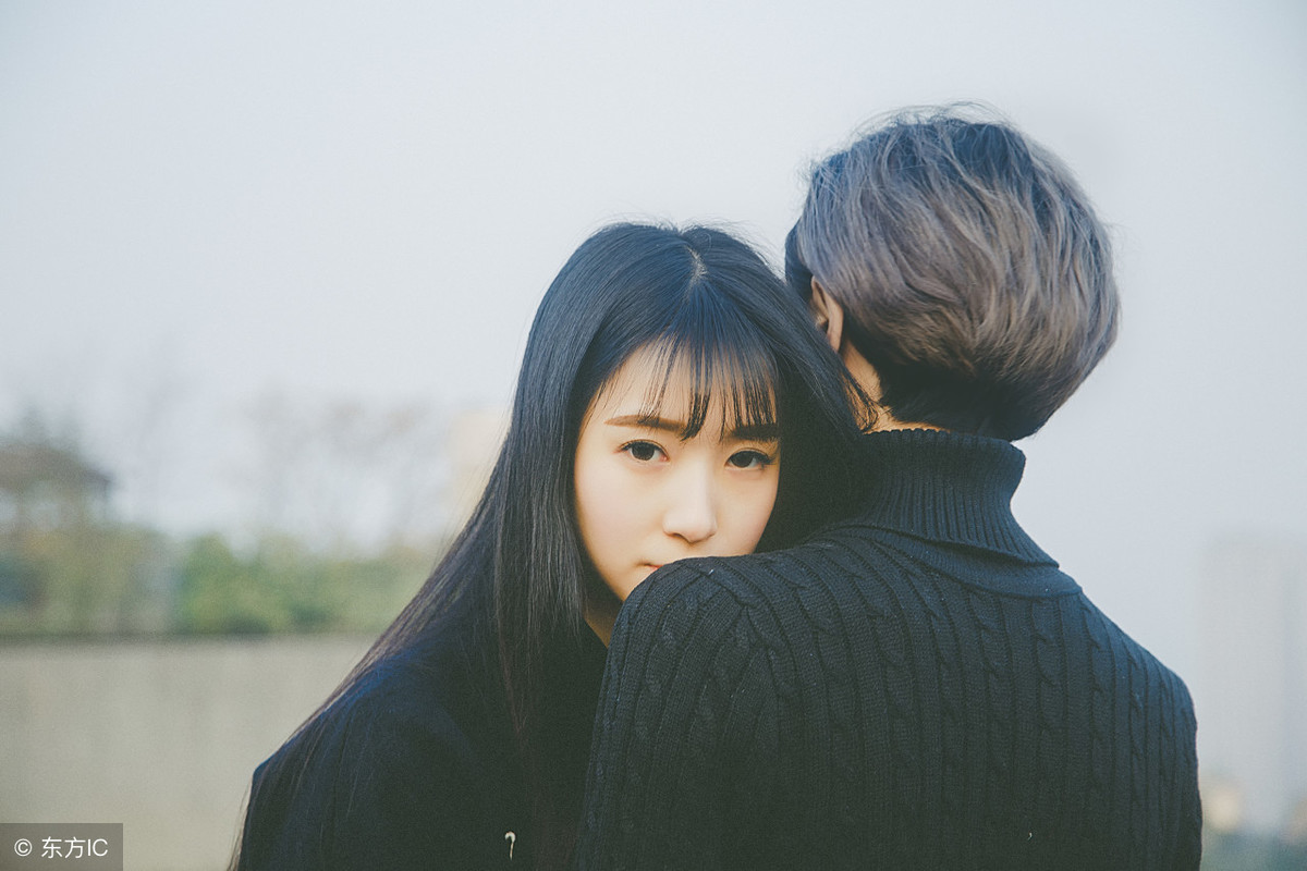 她是设计师小说,她是圈内小有名气的设计师小说