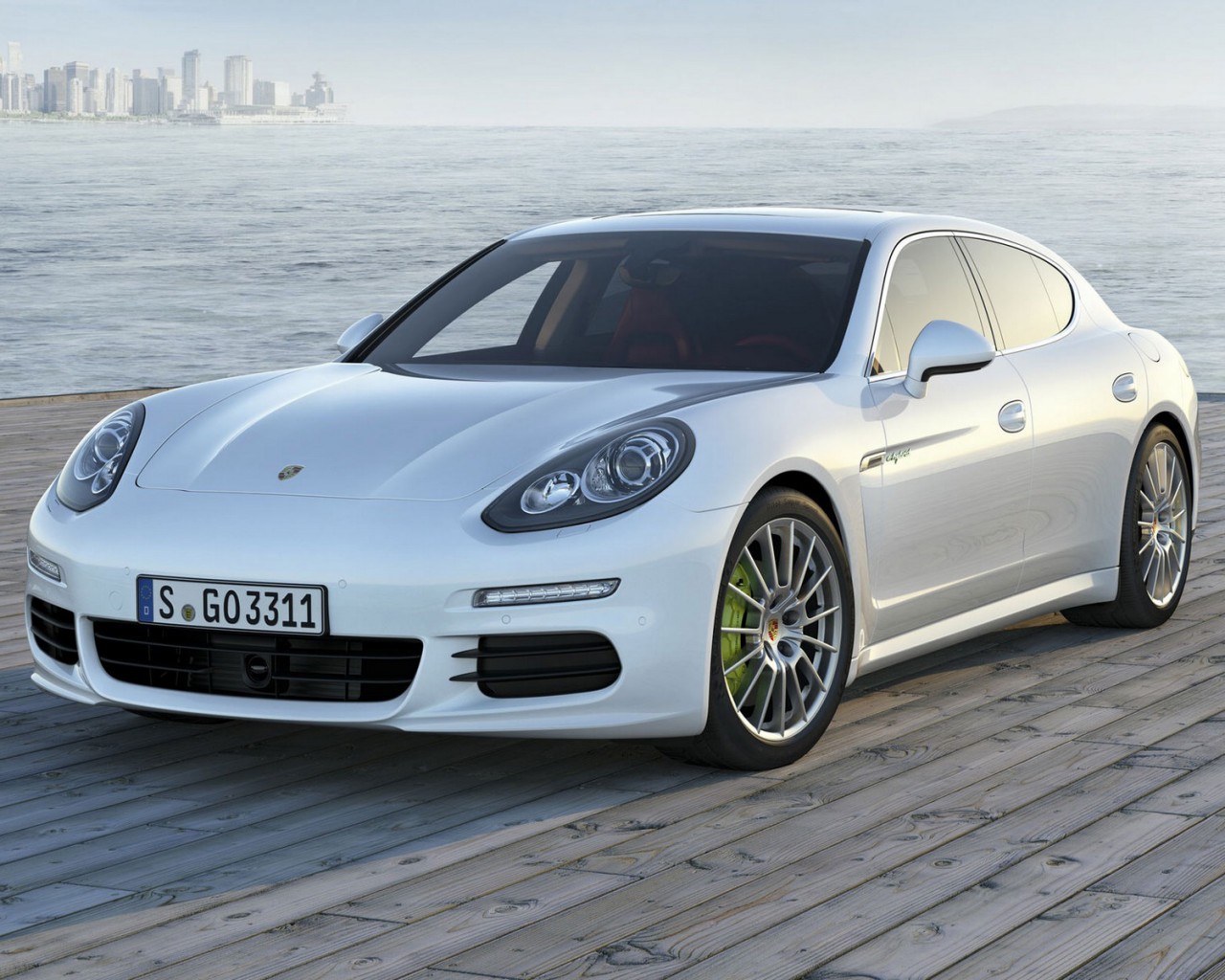 北京女模特为男友买车,美女模特诈骗奥运冠军案