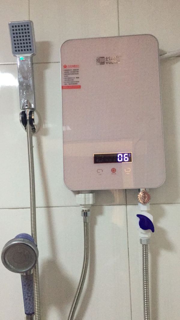 电热水器有防漏电功能吗,电热水器自带安全阀吗