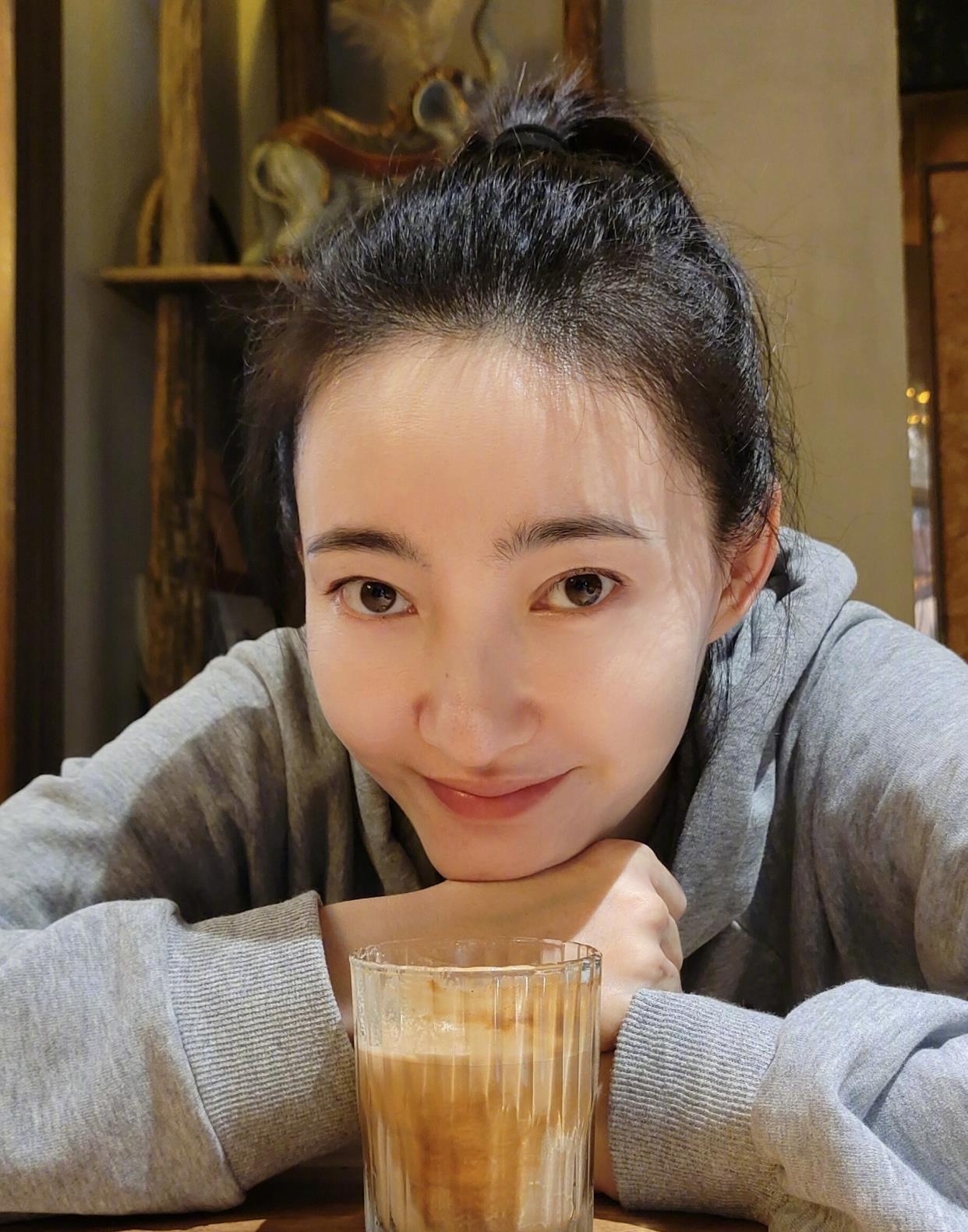 女明星真实年龄成谜,所有女明星的真实年龄多大