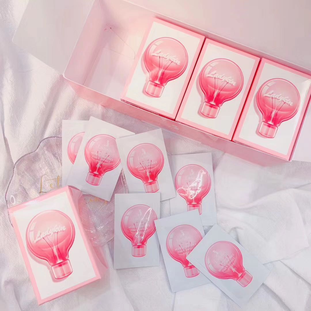 小灯泡与科颜氏淡斑测评,科颜氏去黄提亮效果怎么样