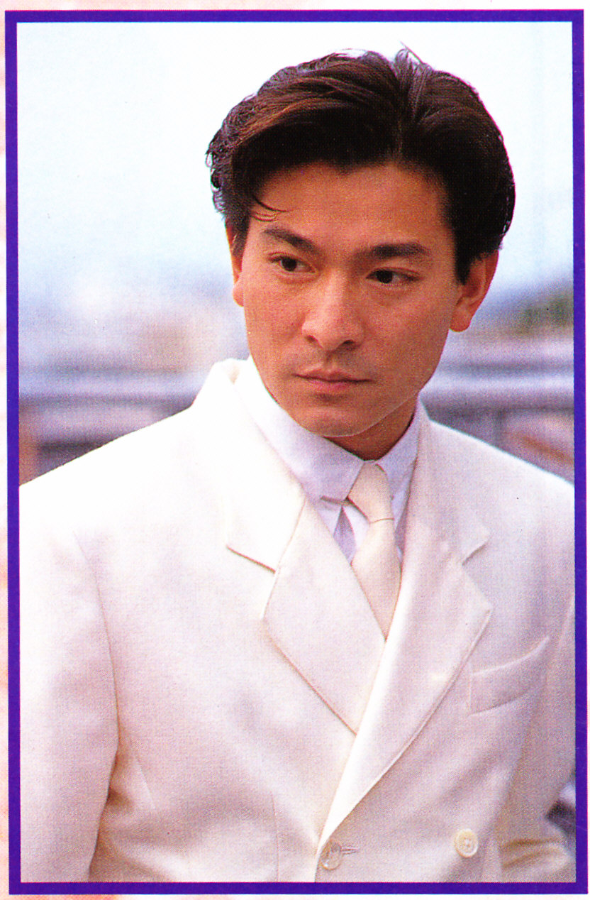 推荐一下娱乐圈中比较帅的男明星,娱乐圈里英气迷人的男星