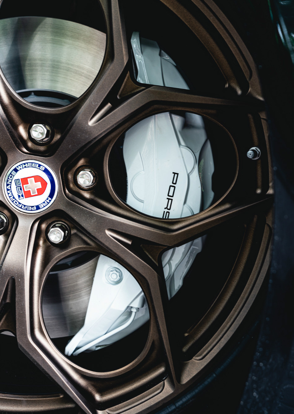 保时捷panamera971改色,保时捷panamera原厂19寸轮毂