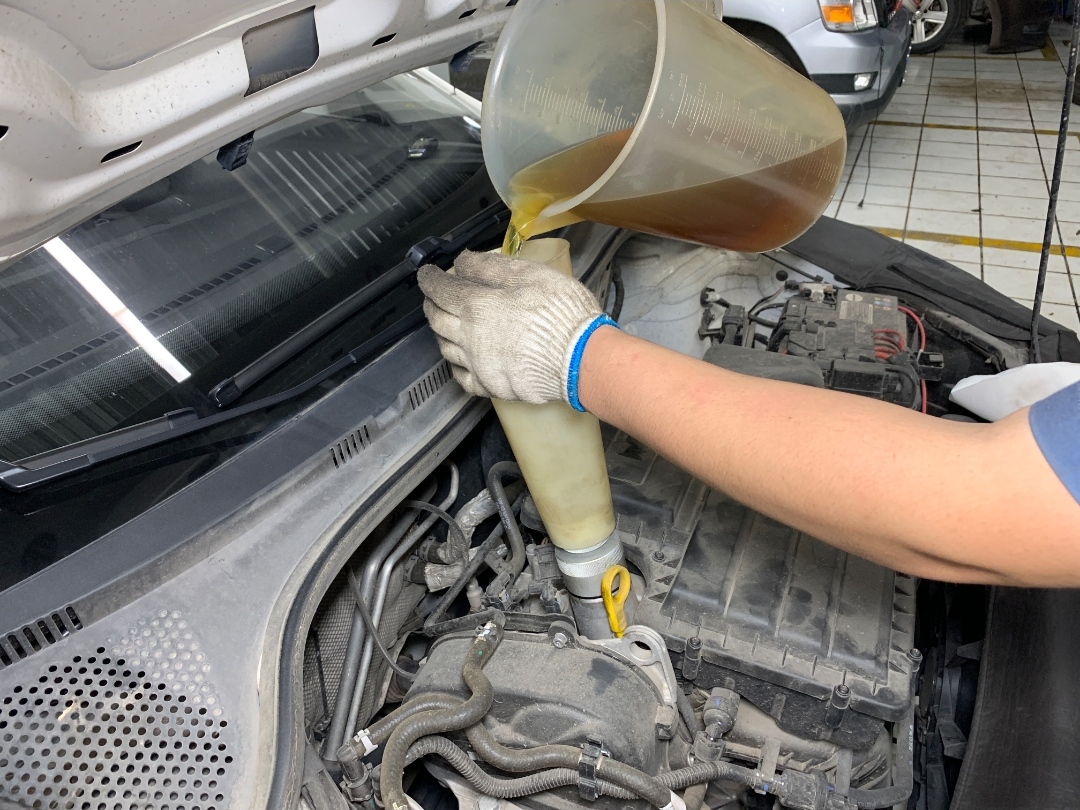 老大众1.6自吸发动机沉浸式保养,大众34000公里车辆都做什么保养