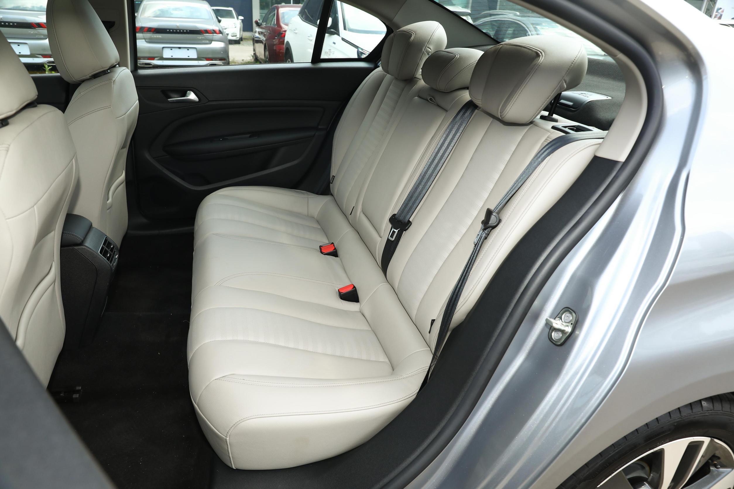 这3款合资车很有诚意,21款1.6t标致408值不值得购买