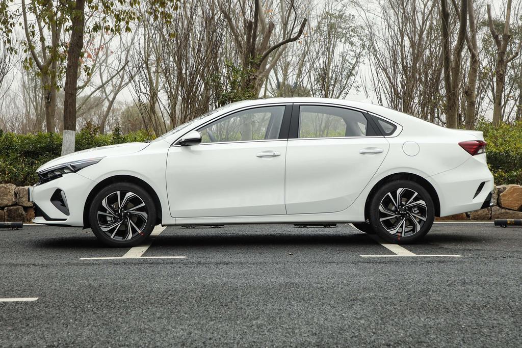 2020年起亚k3二手车多少钱,18款悦达起亚k3二手车多少钱