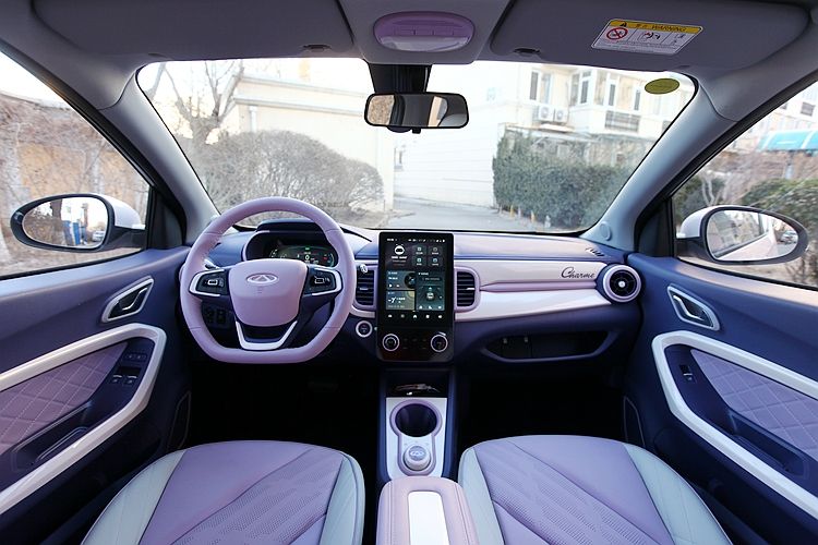 新能源汽车奇瑞小蚂蚁测评,试驾奇瑞电动汽车小蚂蚁