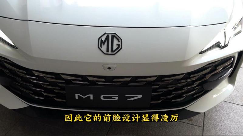 名爵mg71.5t顶配夜间测试,理工男车评