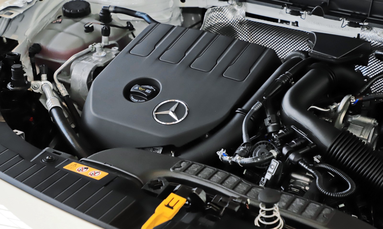 宝马x1奔驰glb怎么选,宝马x1奔驰glb奥迪q3凯迪拉克xt4