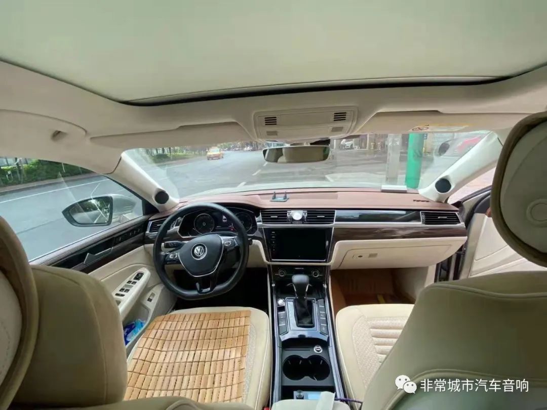 24款大众辉昂音响效果,大众辉昂顶配音响