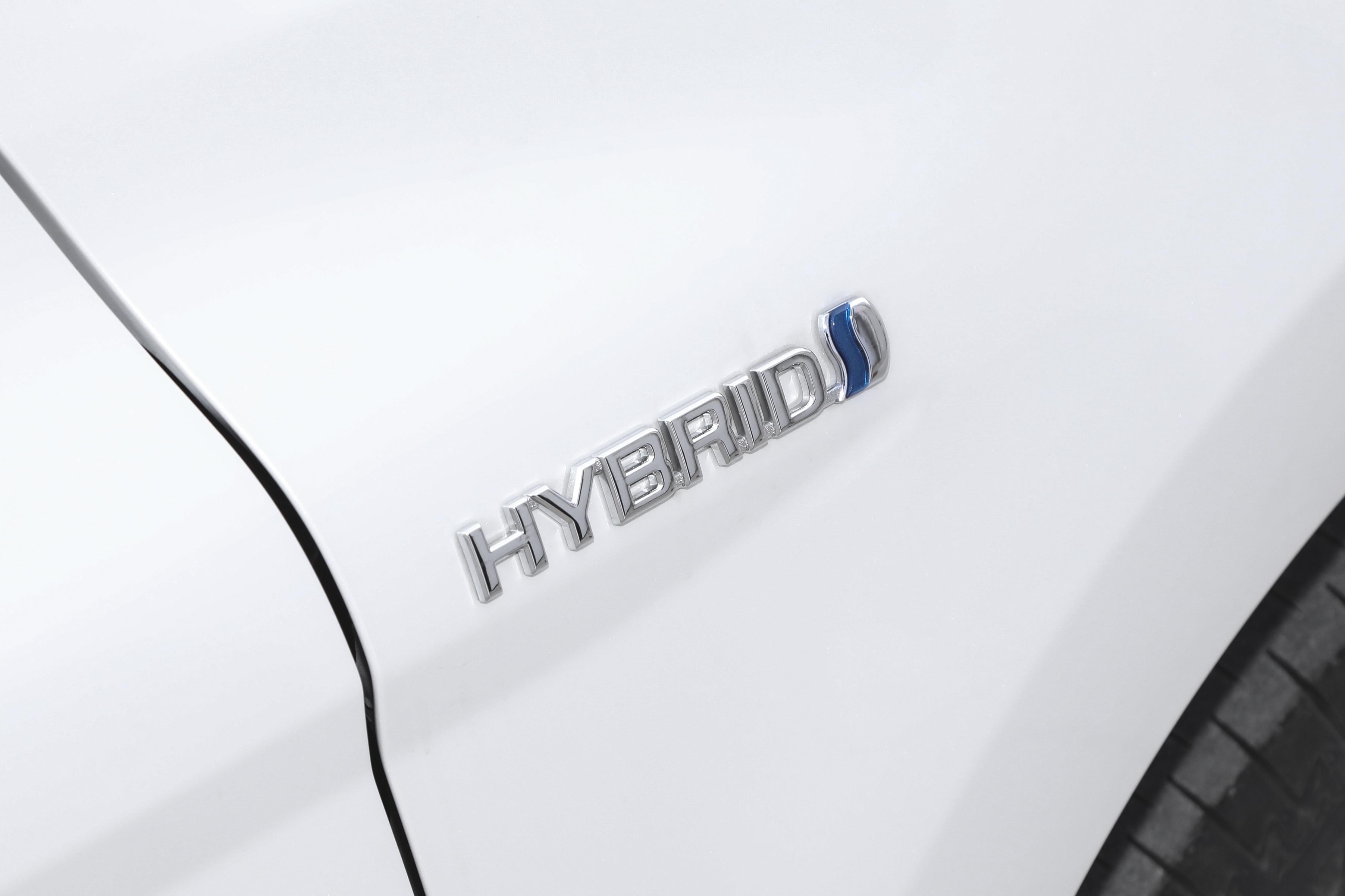 丰田凯美瑞2.5豪华版最新优惠政策,crv1.5t和凯美瑞2.5燃油版哪个好