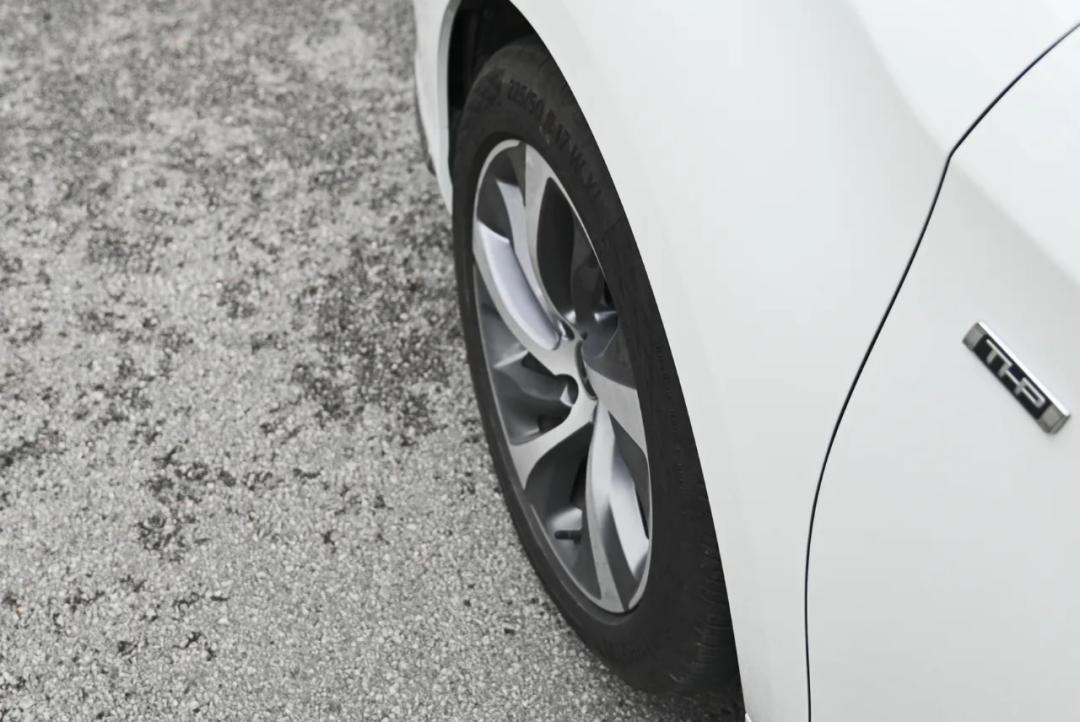 2015年ds1.6t二手多少钱,17年ds4s两厢二手车