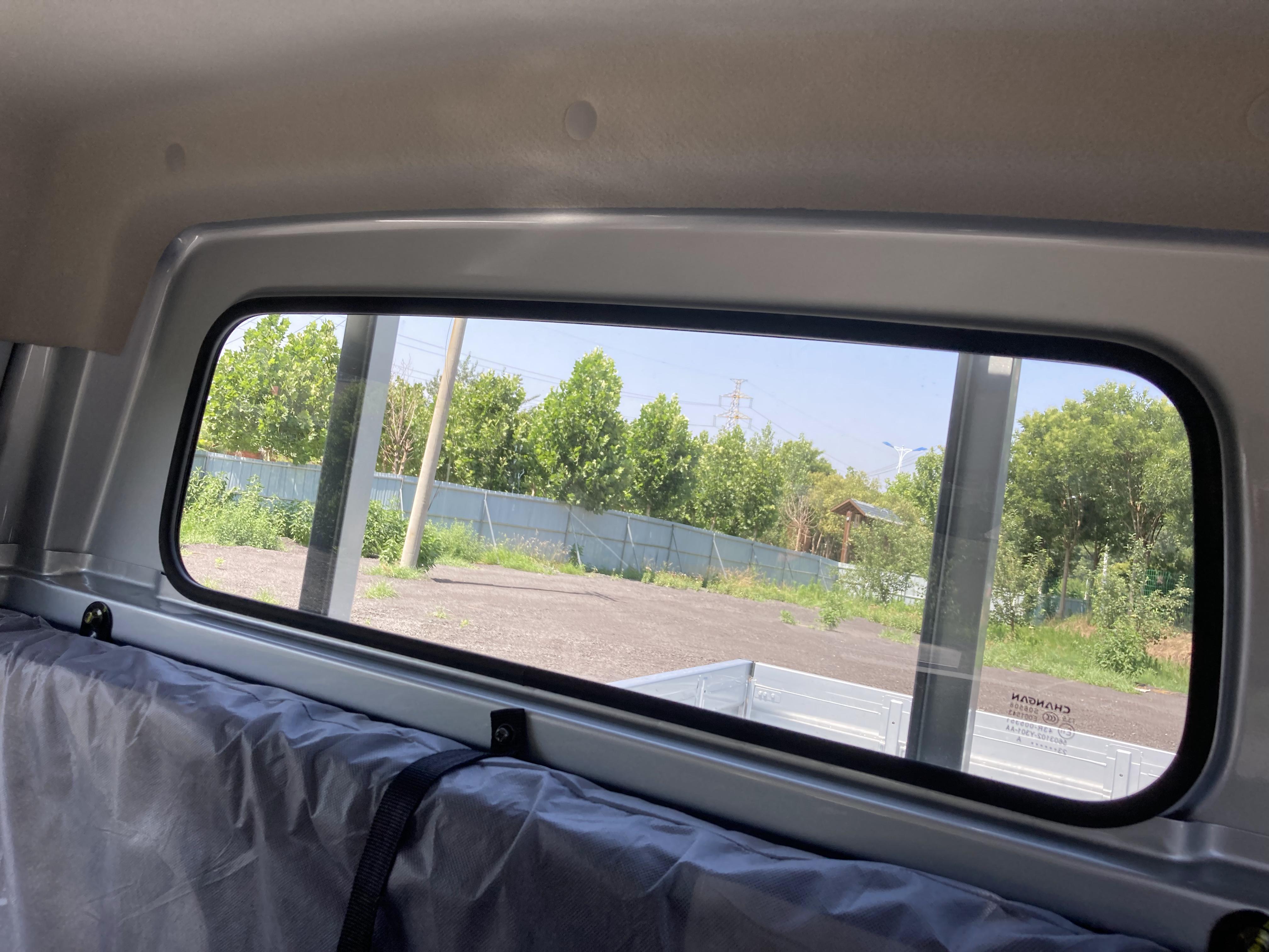 长安星卡对比荣光小卡,五菱之光小卡和长安星卡