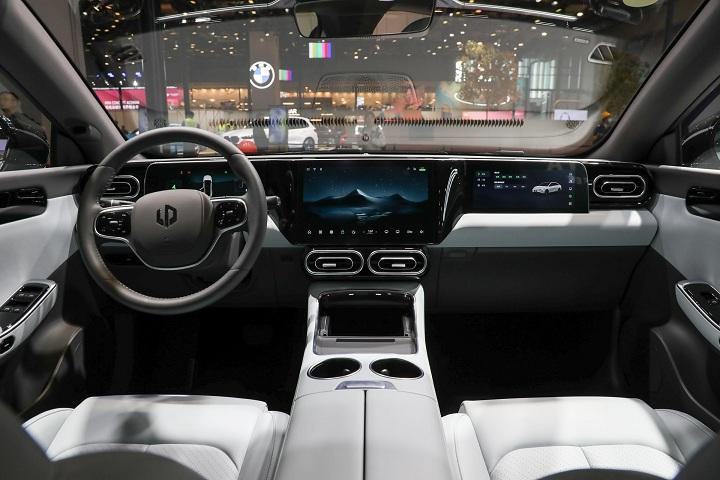 最新款新能源汽车全部车型,最新款新能源汽车有哪些车型