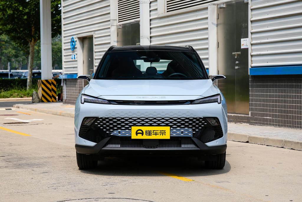 新魔方后视镜,电子后视镜体验