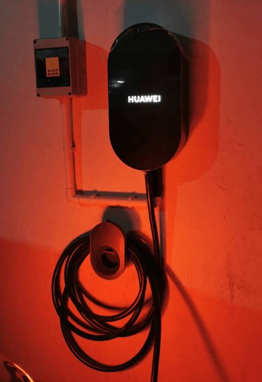 aito闂晫m5璐溅鏉冪泭,aito闂晫m5杞︿富鎰熷彈