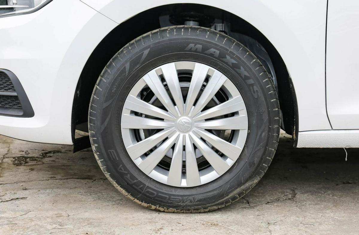 新款大众桑塔纳1.5升和1.6升发动机,大众桑塔纳手动1.4怎么样