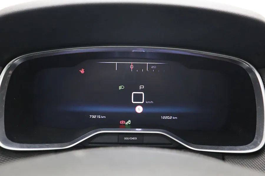 雪铁龙c6低调吗,雪铁龙c6豪华吗