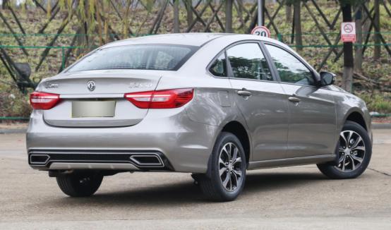 东风景逸s50手动挡高配落地多少钱,东风景逸s501.5自动新车价格