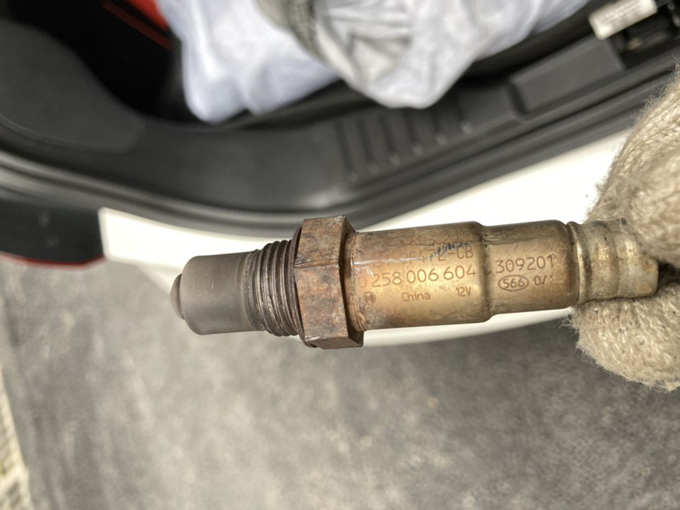 福克斯油耗高怎么解决啊,福克斯仪表盘灯一直亮怎么办