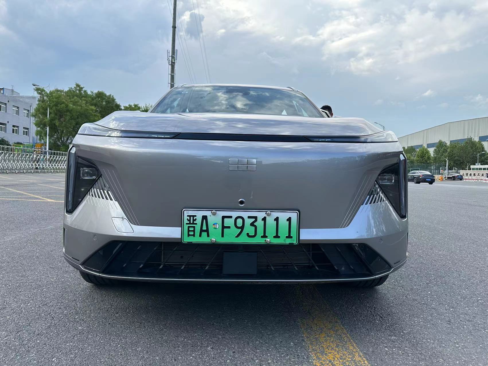 吉利星越l7与比亚迪宋dm-i如何选择,吉利银河l7实测第一视角