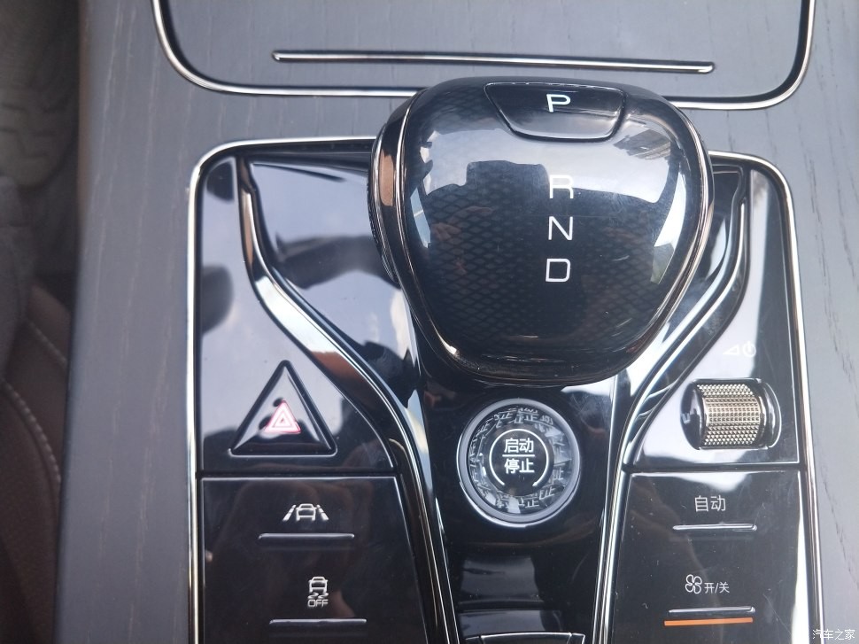 婚后老婆送的礼物,结婚老婆给买的礼物