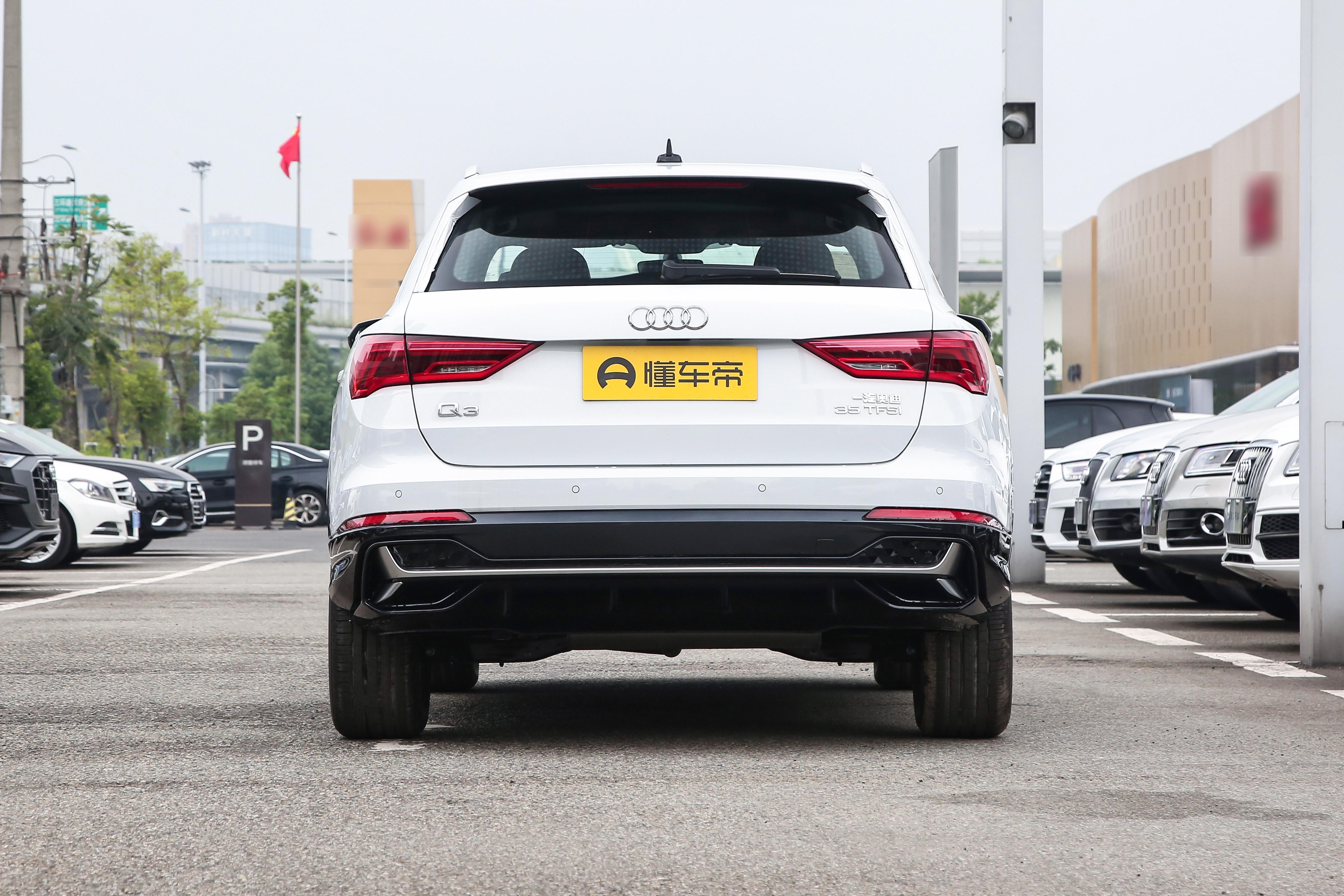 2023奥迪q3尾灯不亮解决,奥迪q3尾灯不工作