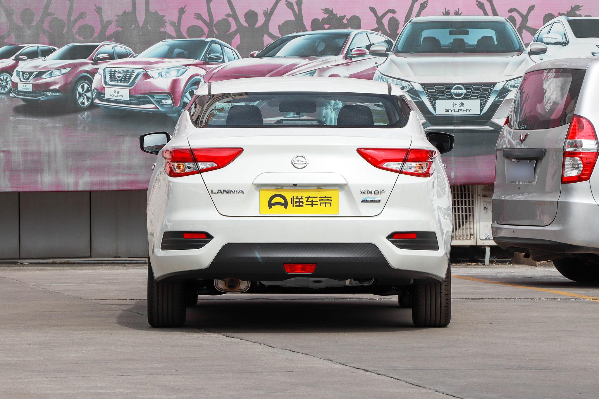 蓝鸟CVT智联智酷版,配1.6L发动机,油耗经济,售13.39万