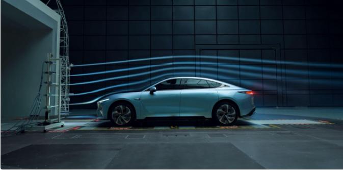 星纪元es动态试驾视频,星纪元es沉浸