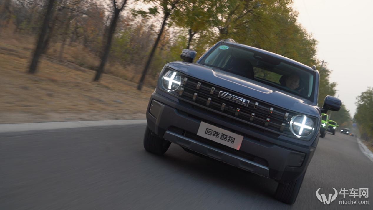 音响炫酷效果,哈弗酷狗试驾视频