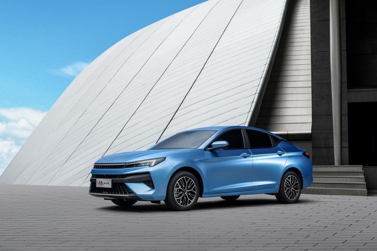 江淮A5PLUS上市：起售价不到7万的掀背车，产品力真的没啥说