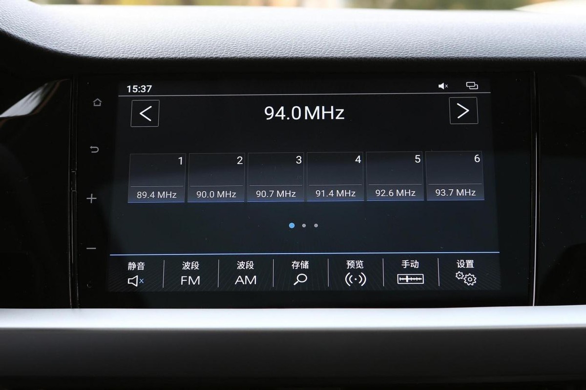 除了稳定没特长，要95号油的次顶配朗逸，凭啥卖14.69万还畅销？