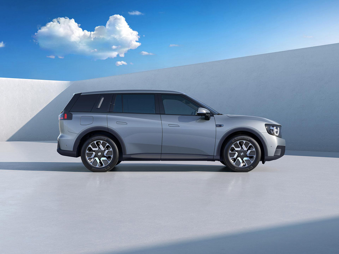 轴距2米8以上纯电,轴距2米9以上的混动