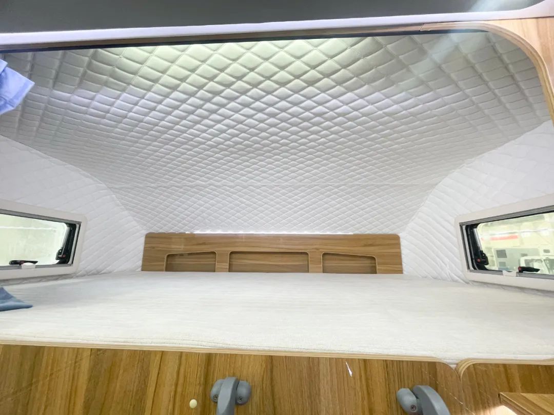 高赛平头轻卡房车跃进H500底盘大水电空间足敞亮舒适配置全