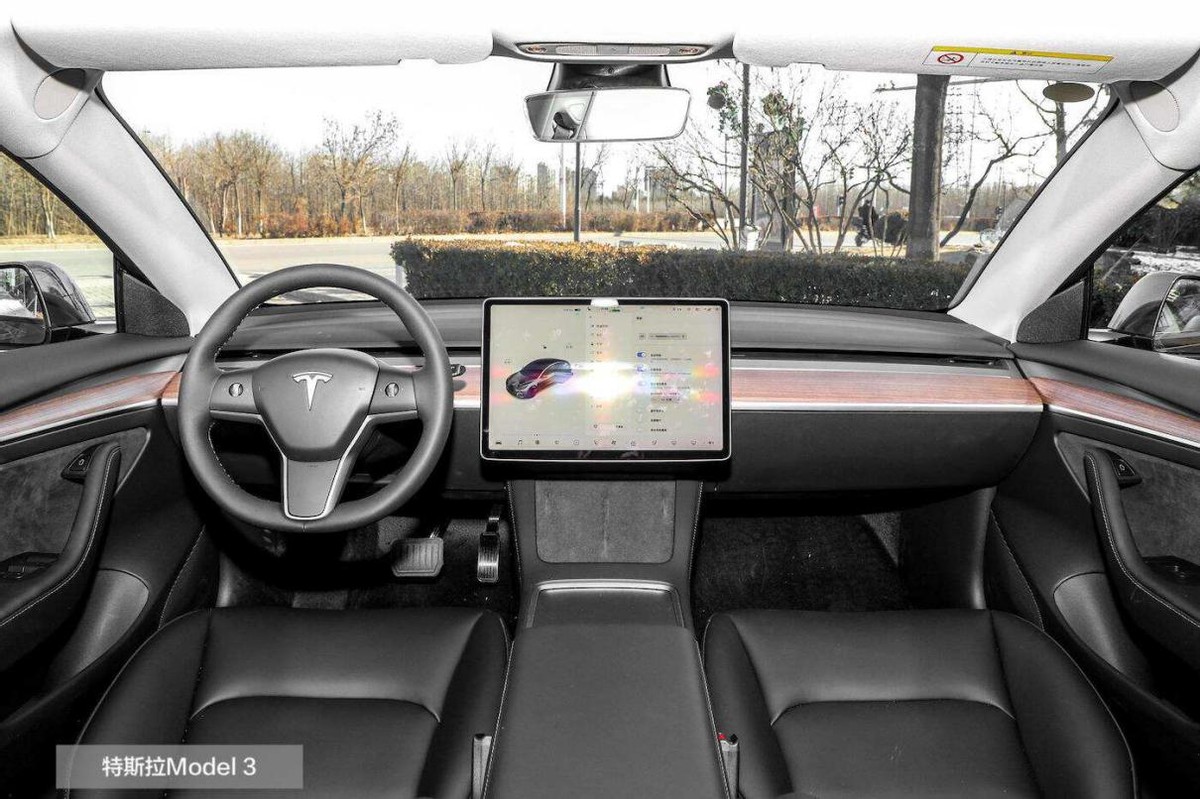 20万以内豪华品牌b级车,20万买特斯拉model3高性能