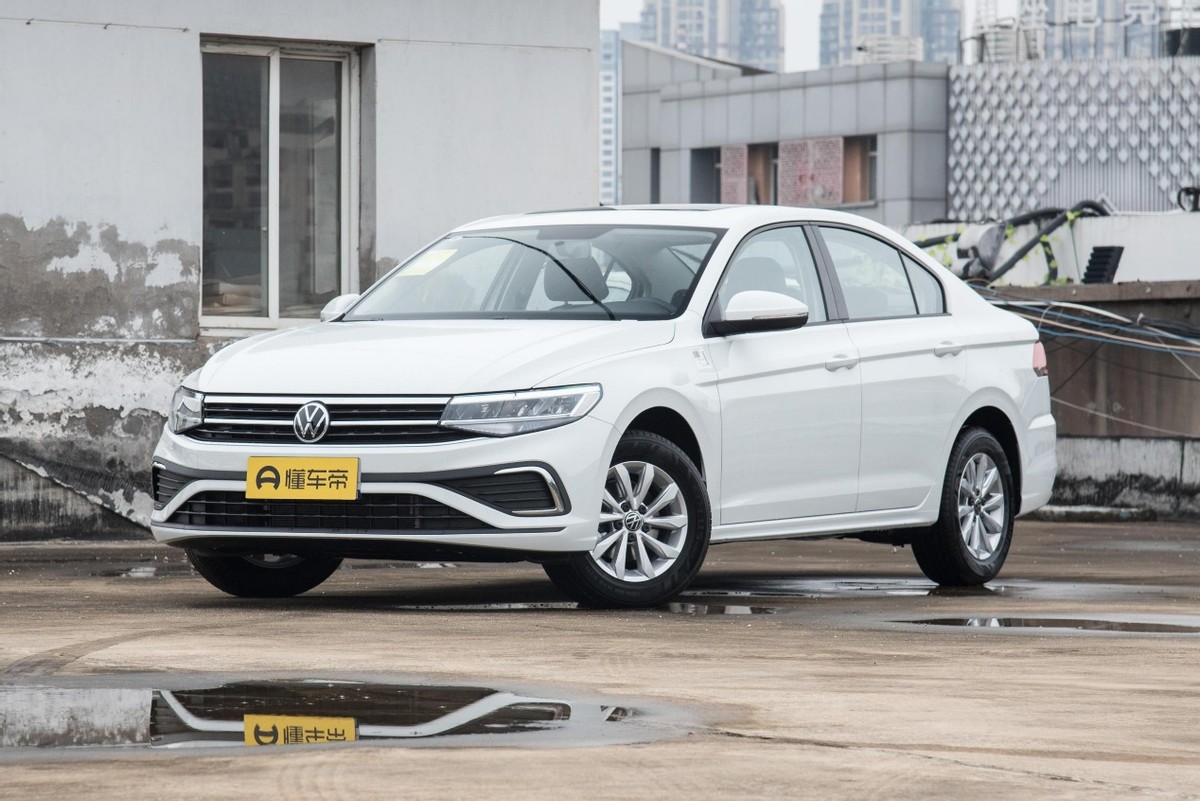 比亚迪秦plusdmi和宝来哪个值得买,秦plusdm-i和宝来