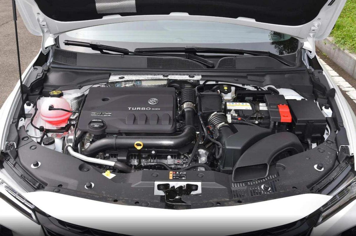 速腾2019款跟别克威朗,18款速腾威朗