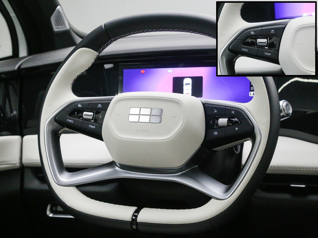 插混SUV新选择数字体验超前吉利银河L7实拍简评